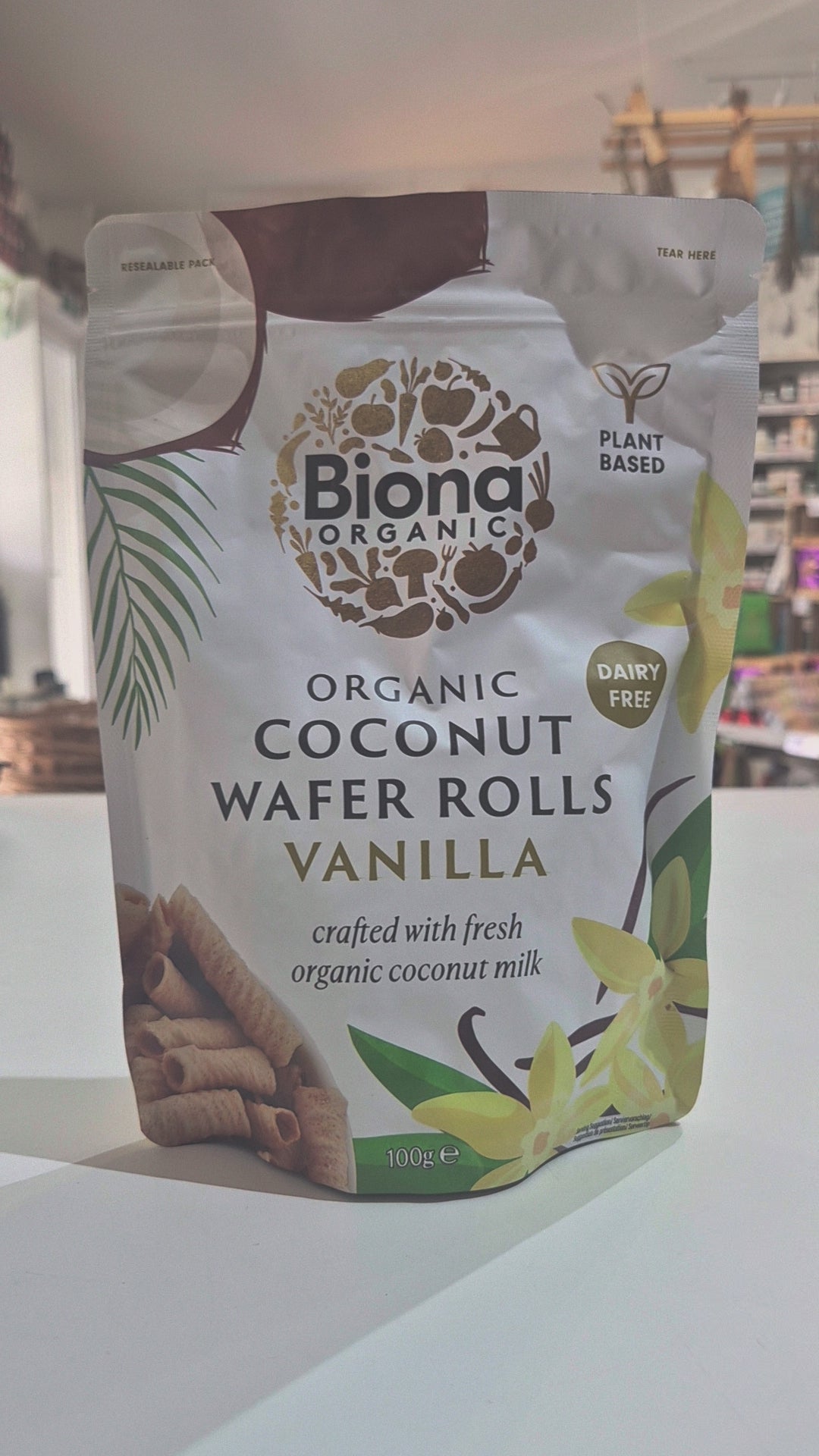 Biona Organic Coconut Wafer Rolls Vanilla packaging video