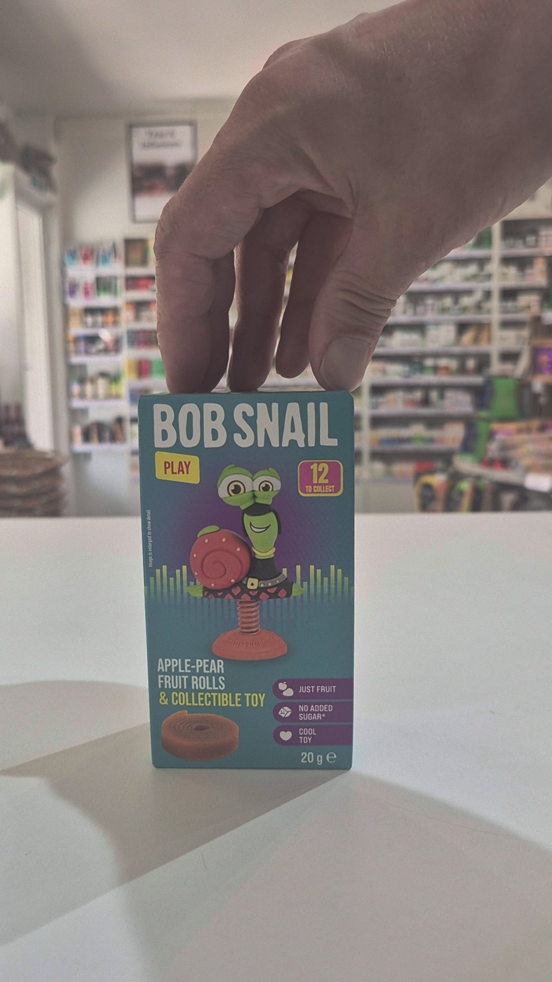 Bob Snail Play Music Fest 20g Fruit Snacks with Toy is a fun multipack of fruit snacks that includes a surprise toy, making it ideal for lunchboxes, treats and little rewards.

Barcode: 4820287101018