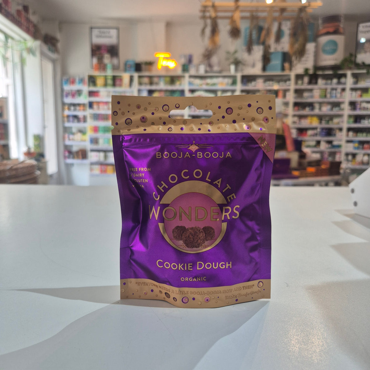 Cookie Dough Chocolate Wonders 65g Booja Booja
