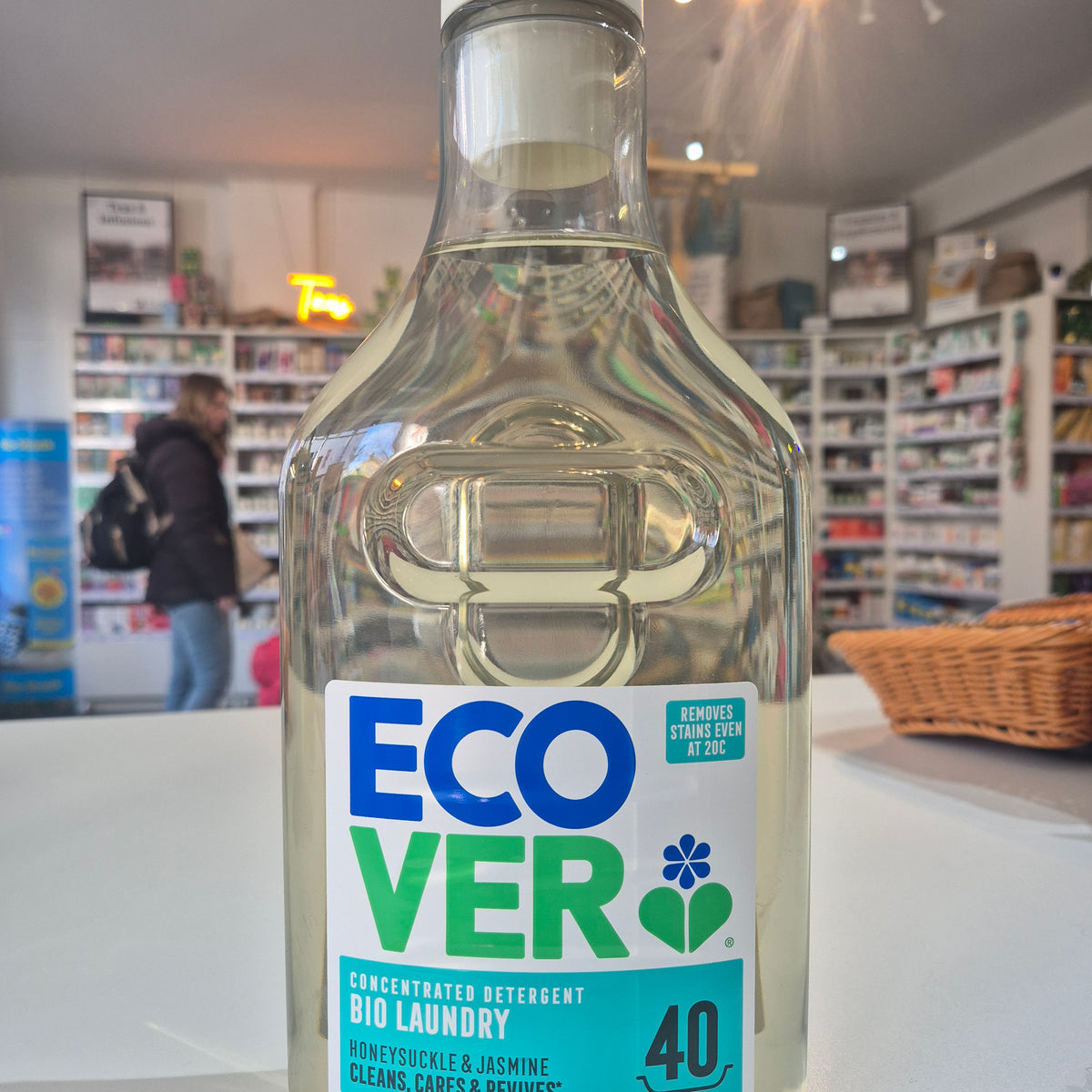 Ecover Bio Concentrated Laundry Liquid Honeysuckle and Jasmine 1.43L