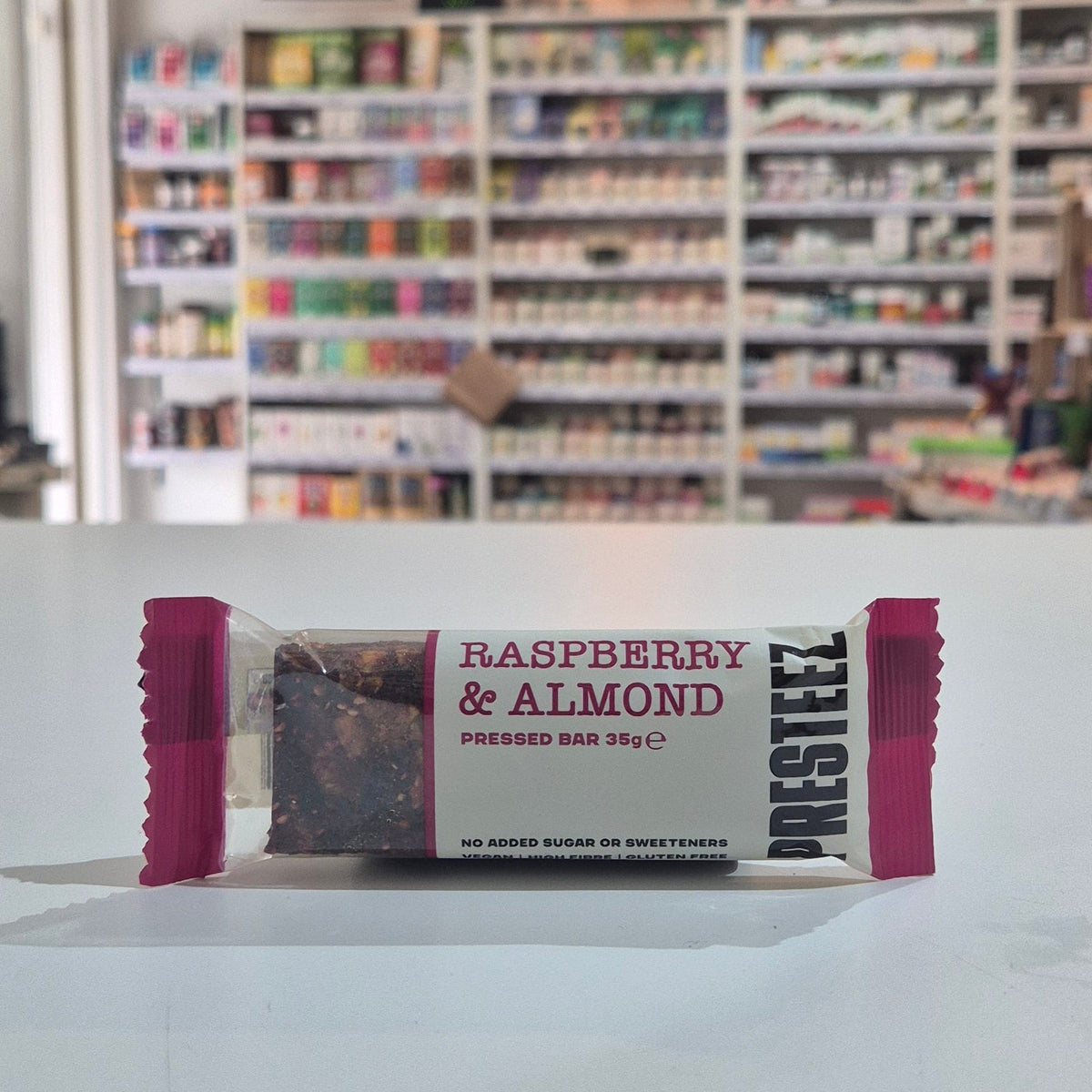 Raspberry & Almond Pressed Bar 35g Presteez