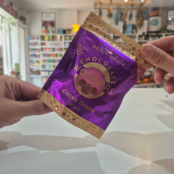 Cookie Dough Chocolate Wonders 65g Booja Booja